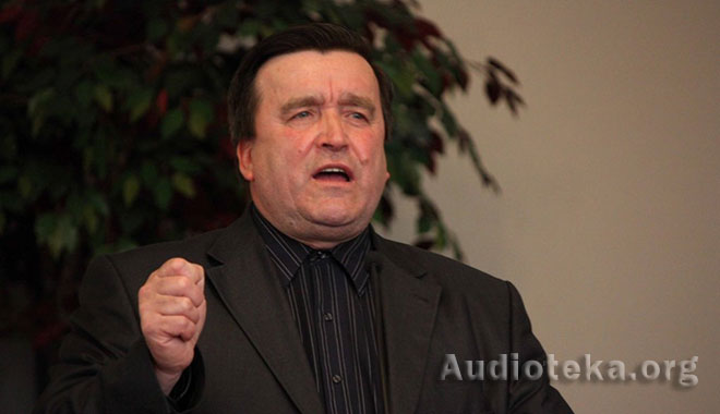 Константин Сысоев