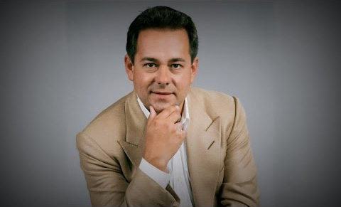 Виктор Коструб