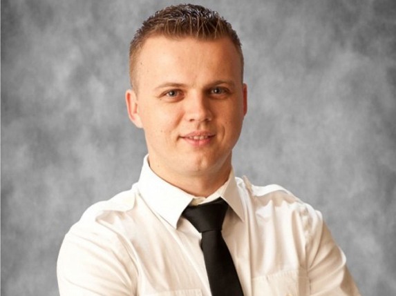 Андрей Шаповал