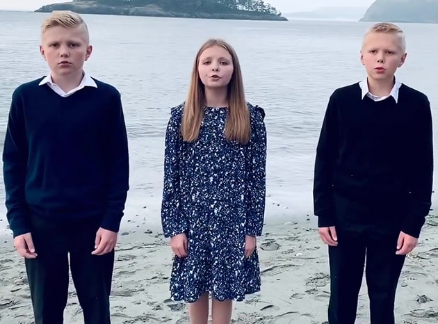 Утром на рассвете буду слушать ветер